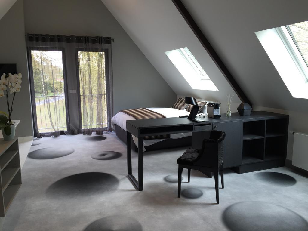 Le Domaine Des Loups Hotel Souchez ภายนอก รูปภาพ