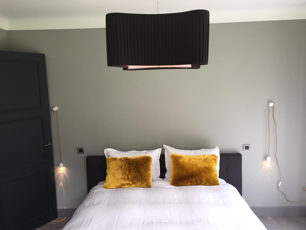 Le Domaine Des Loups Hotel Souchez ภายนอก รูปภาพ